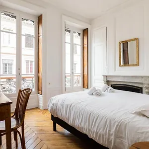 Dify Castries Quartier Ainay Apartment Lyon